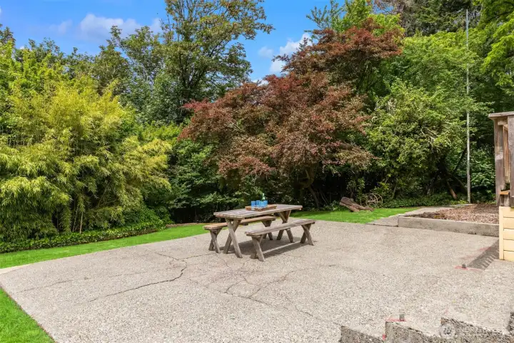 A great spot to gather and entertain!
