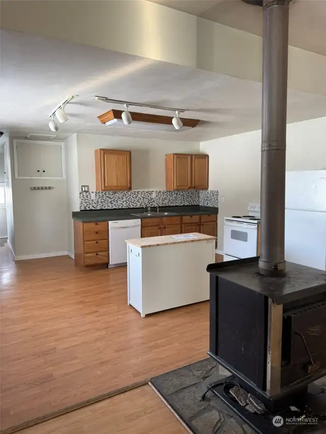 Kitchen w woodstove