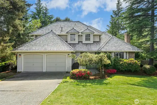 17217 SE 47th St Bellevue.  Lakemont/Sky Mountain