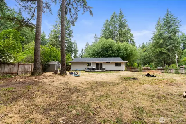 The back yard sanctuary feels like you live in the country, yet you're close to all the great beaches & amenities that Gig Harbor has to offer