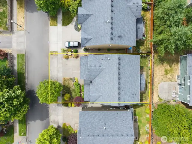 With just the right amount of lawn and landscaping, you can enjoy outdoor living without the endless upkeep. It’s a low-maintenance space that lets you customize to your heart’s content while keeping your weekends free for more important things.