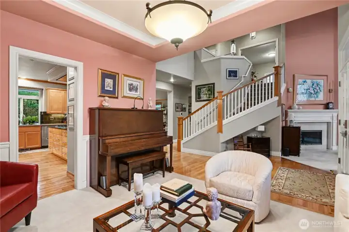 Easy access to the kitchen.