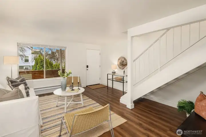 Located on a quiet, residential street, but conveniently located near freeways, shops and amenities.