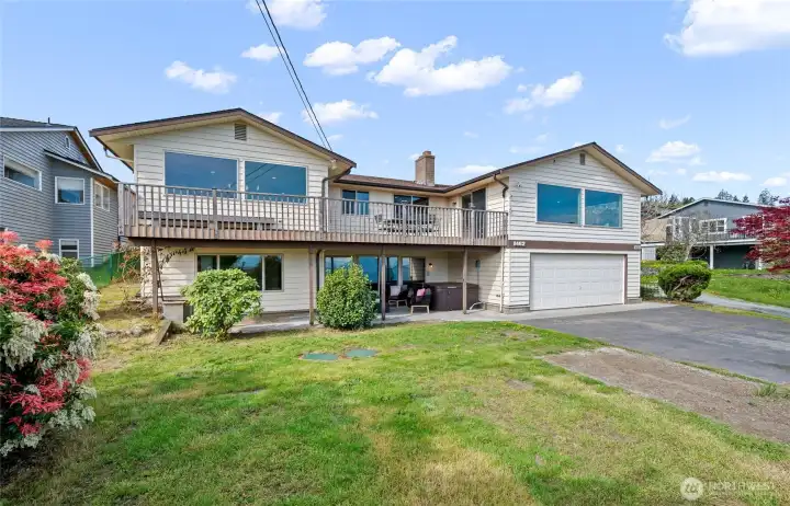 Plenty of yard space for your outdoor activities