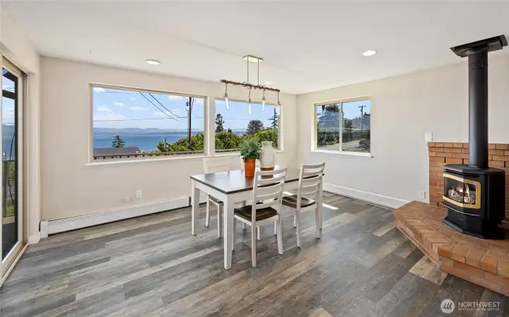 Dinning area with a 2nd gas fireplace.