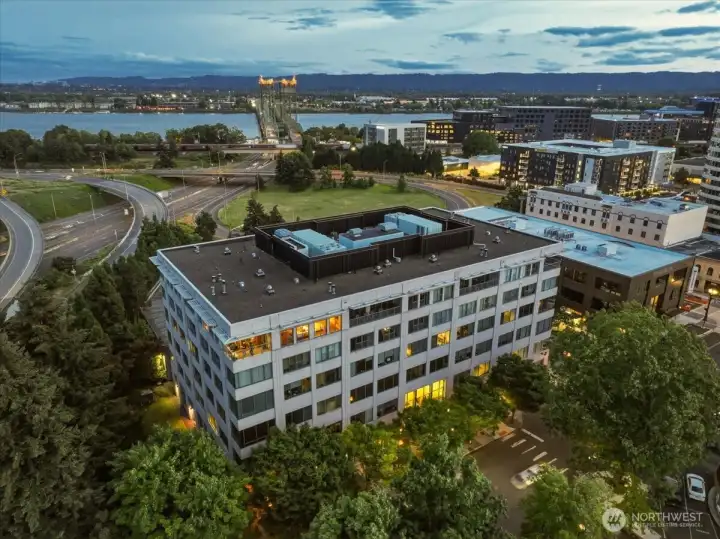 Aerial, exterior