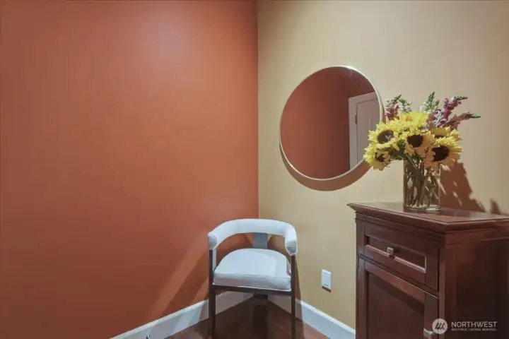Entry, hardwood floors