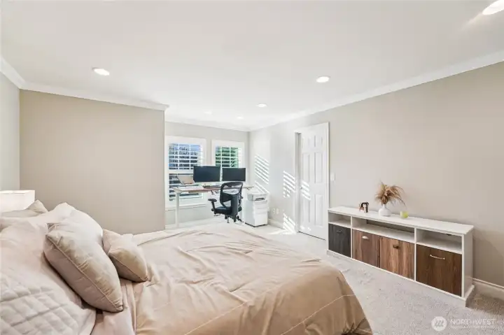 Walk in closet too! Walk in closet too!