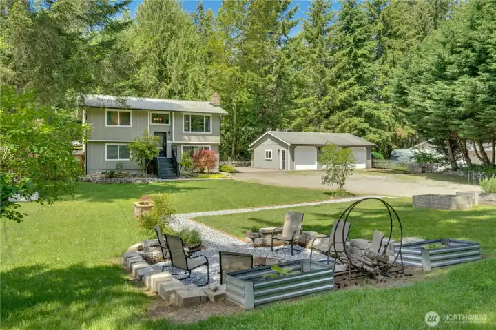 This thoughtfully maintained property combines updated finishes, abundant natural light, and a functional split-level layout designed for everyday living. Add a detached shop, a generous yard, and convenient access to Bonney Lake's favorite amenities, and you'll find a property that offers both comfort and flexibility.