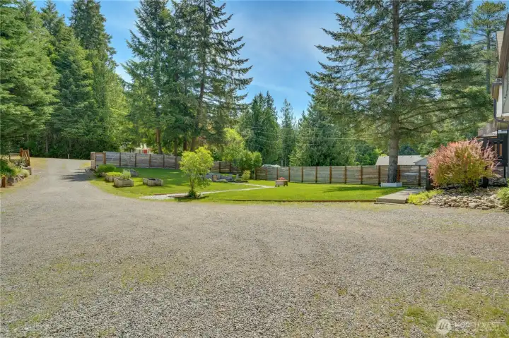 Using the garage for hobbies or storage? Plenty of driveway and off-street parking for you and all your guests! What a view!