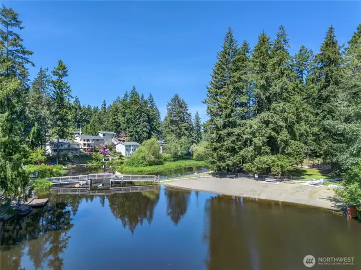 In addition to the neighborhood parks and recreation areas, residents enjoy access to a private beach on Lake Jane, complete with a fishing pier, boat launch, and community events throughout the year.