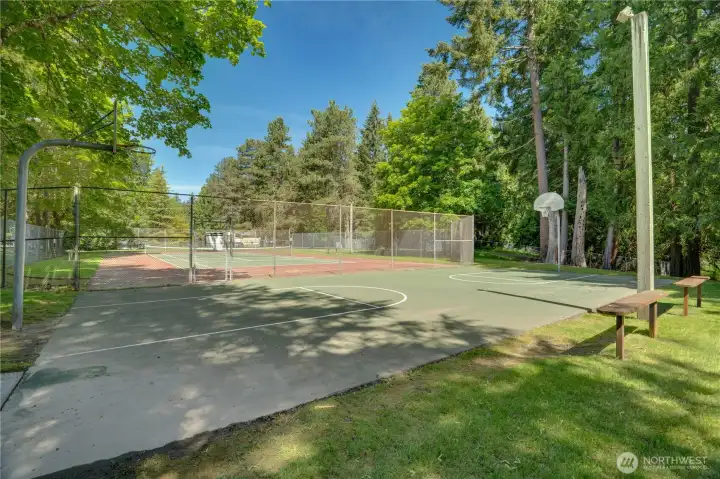 From the sports court and tennis/pickleball court to the fully fenced dog park, this community offers a variety of recreational amenities for residents to enjoy.