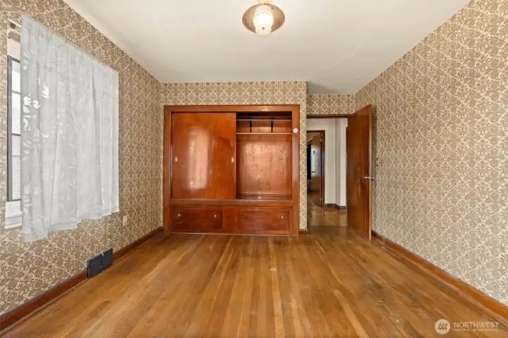 Beautiful built ins in main bedroom