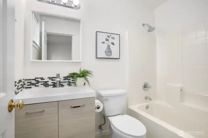 Second bedroom bathroom Second bedroom bathroom