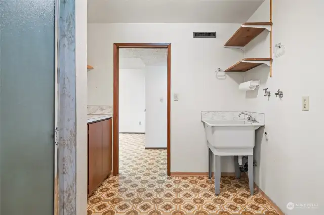 Downstairs utility/bathroom