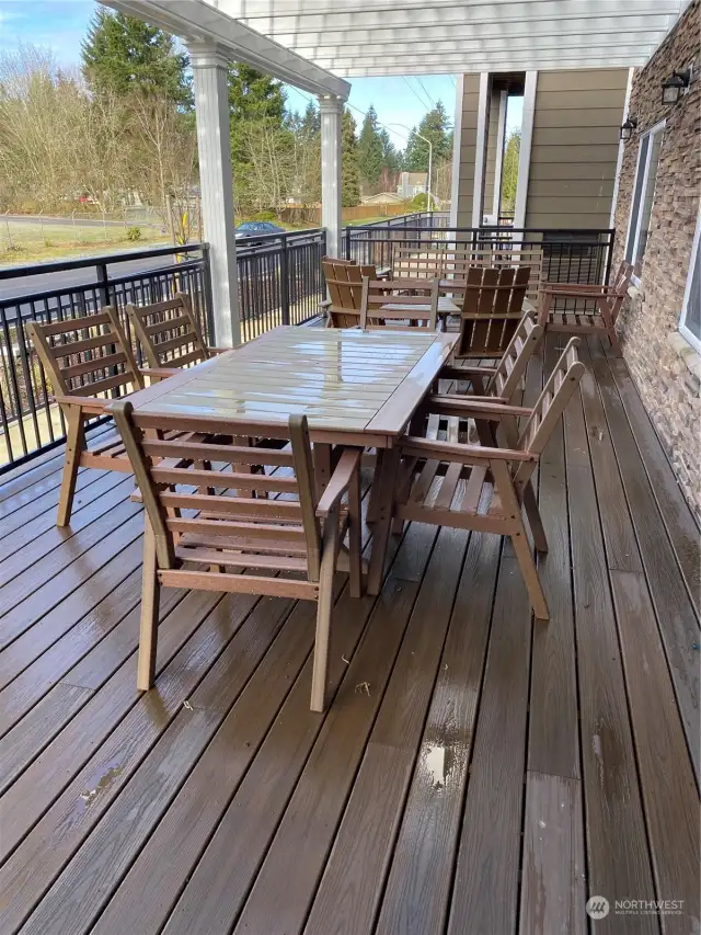 Outdoor common area patio