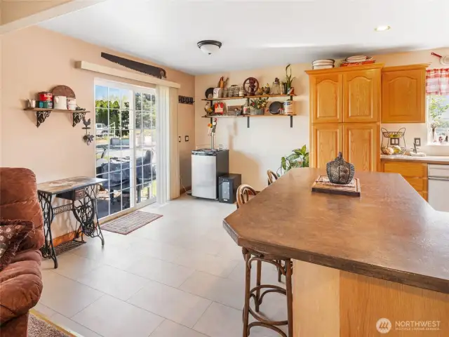 Eat in kitchen space.