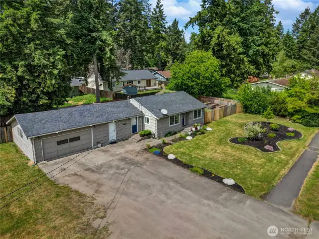 Plenty of space for all your parking needs—featuring RV parking, a spacious driveway, and an attached 2-car garage!