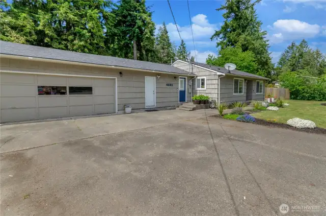 Plenty of space for all your parking needs—featuring RV parking, a spacious driveway, and an attached 2-car garage!