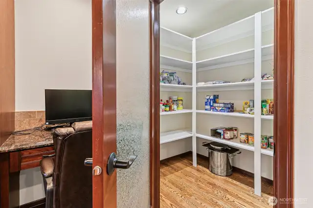 Walk In Pantry