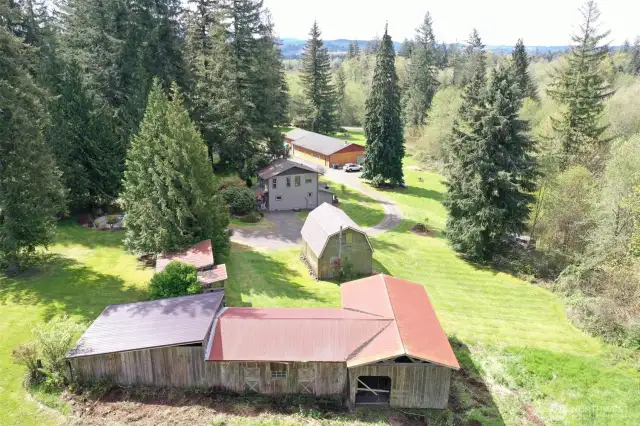 BARN, Gambrel Roofed Garage, look at the shop in the distance.
