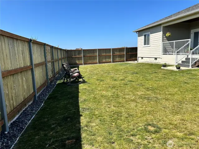 beautiful fenced back yard