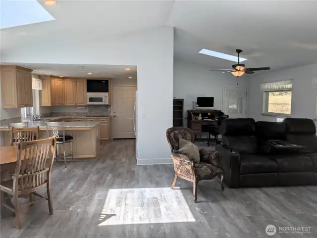 Open concept floor plan. #1250 Northcliff Rd, Shelton, WA 98584