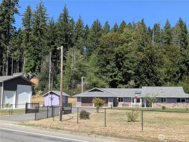 Welcome to #1250 Northcliff Rd, Shelton, WA 98584. 2br, 2 baths, on 1.696 acre fenced with gated entry. 24'x48' shop.