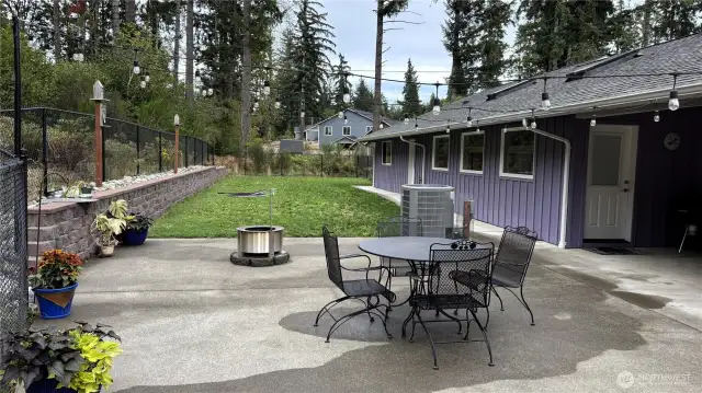 Rear patio area, Ideal for entertaining. #1250 Northcliff Rd, Shelton, WA 98584