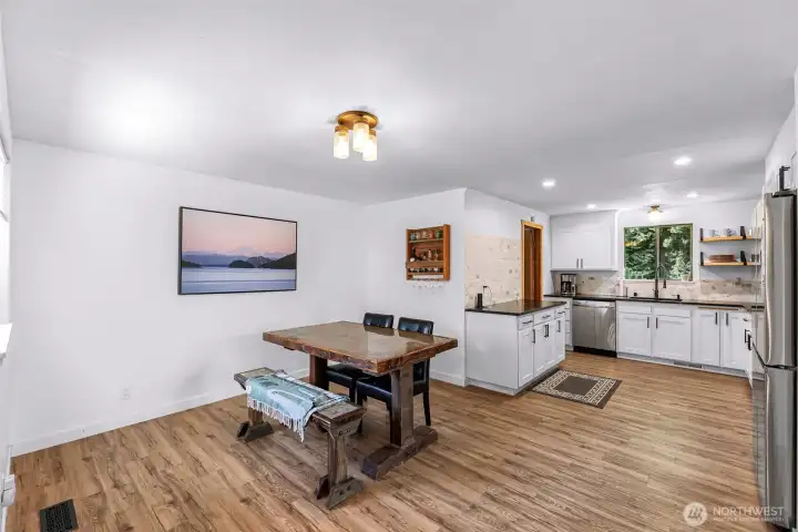 Dedicated space with an open connection to the kitchen