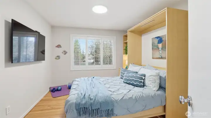 This room can serve as a home office or bedroom, you choose. The Murphy bed is very easy to open and close, depending on your needs.