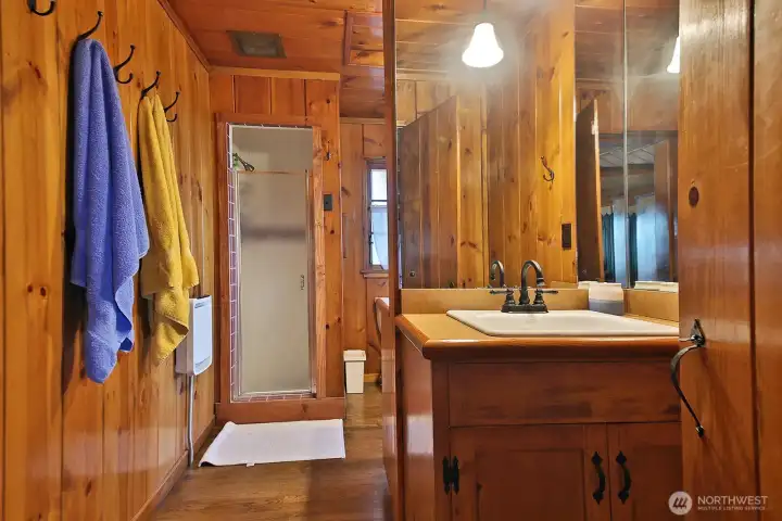 3/4  bath on the main level.