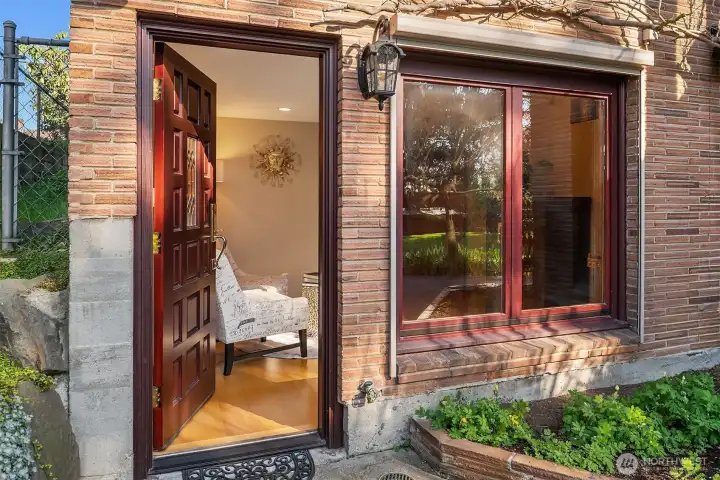 Lower Level Entrance for ADU - Short Term Rental