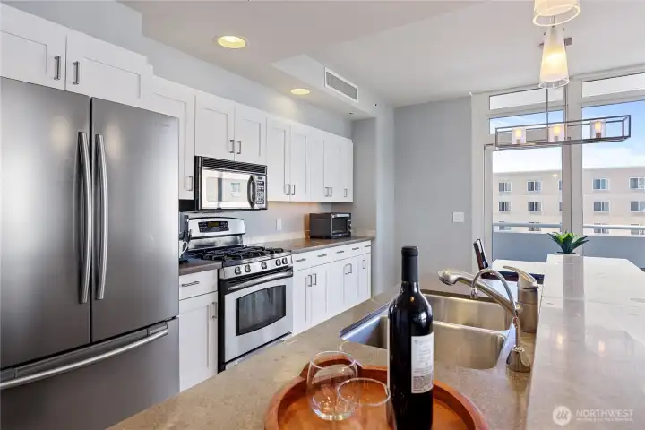 Kitchen has Quartz countertops