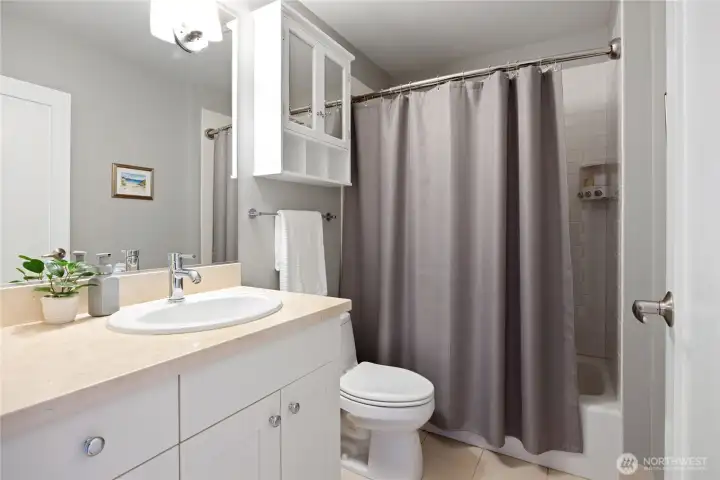 Guest Bathroom