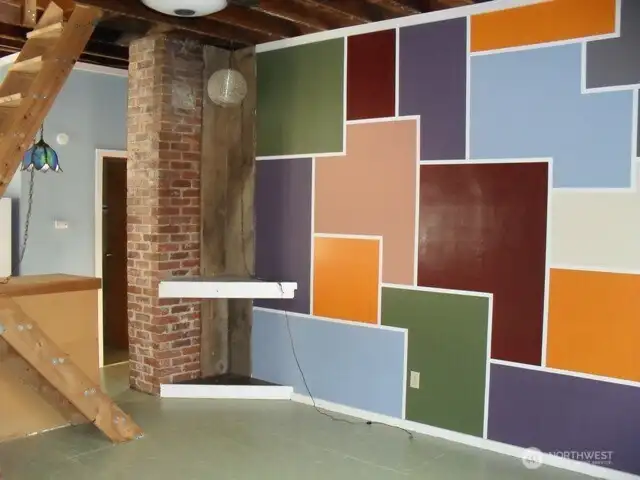Upper Livingroom