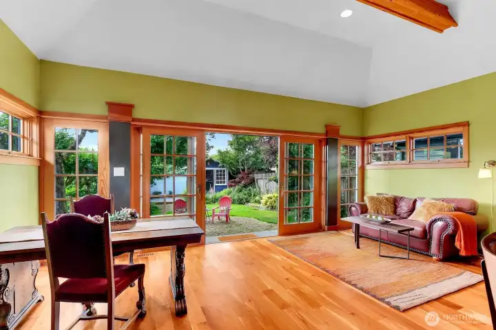 Walls of windows and doors with clear fir trim Walls of windows and doors with clear fir trim