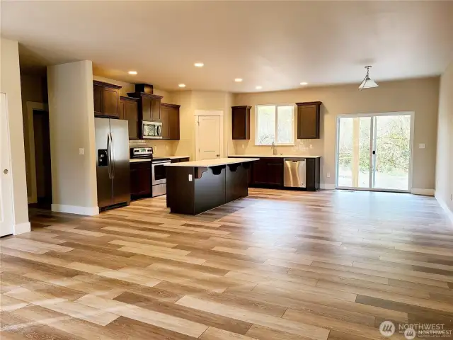 Photo of same floor plan, different build. Features may vary.