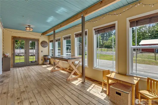 From the Family Room a sunroom features lots of natural light and hardwood floors.Quick access to hot tub, fire pit and barn.