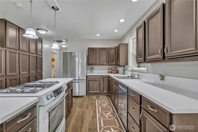 Ample counter and cabinet space. All appliances convey.
