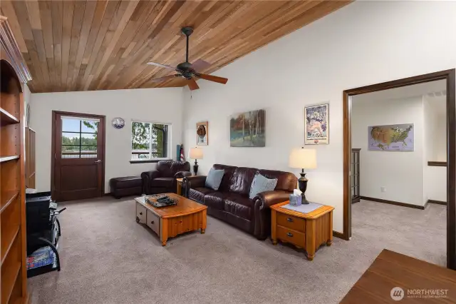 Bedroom upstairs with murphy bed/desk. Options as den, bedroom, bonus room...