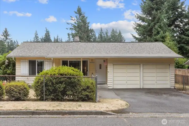 Welcome home to Maplewood Heights in Renton. Featuring three bedrooms and one bath, this home sits on a generous 9,720 square foot lot in a sought-after neighborhood.