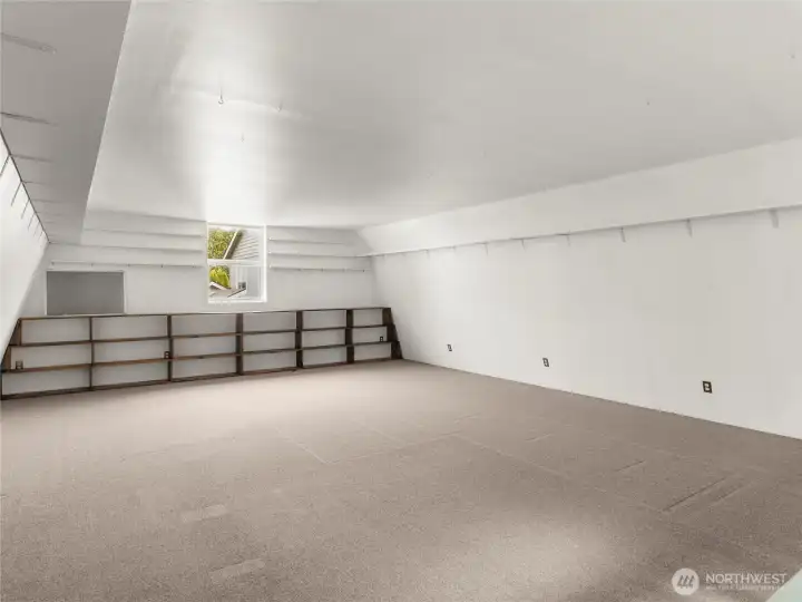 Bonus Space Above Shop