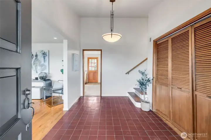 Spacious entryway