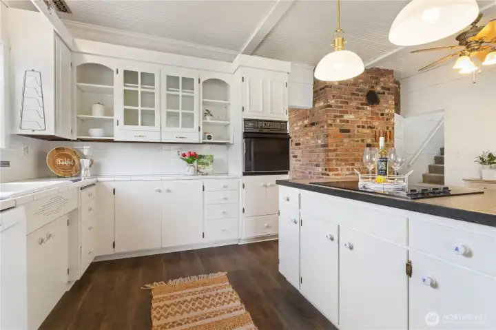 Kitchen with lots of cabinet space