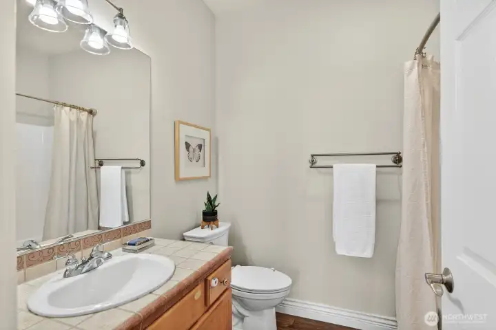 Additional full bath upstairs