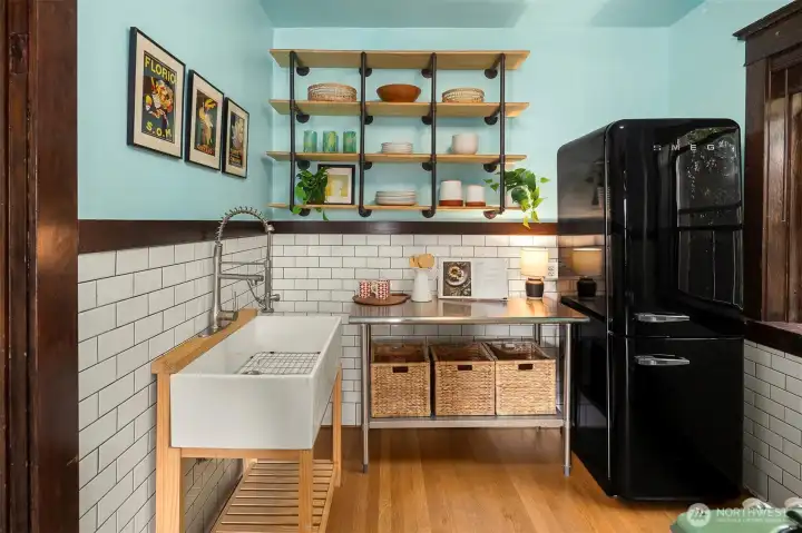 Great character in this kitchen. Great character in this kitchen.