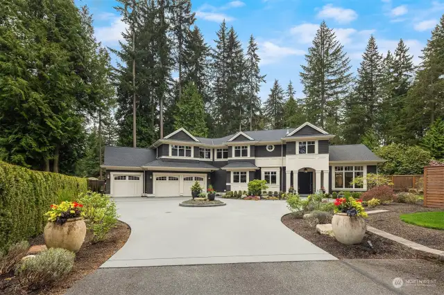 Special “dream commute” location just a few minutes to I-405, SR 522 and equidistant to Bellevue and Seattle – along with award-winning Northshore Schools - this incredible listing will appeal to the most discerning buyer!