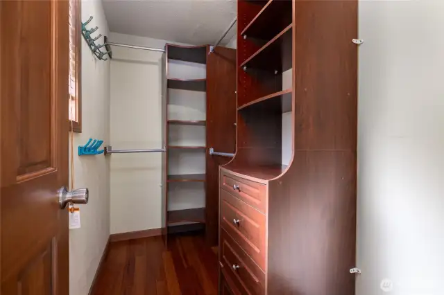 Primary Bedroom walk-in closet.