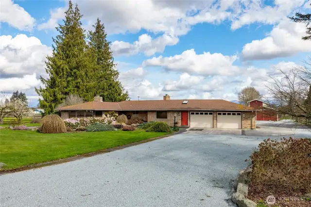 One of a kind Farmette on 4.2 Acres